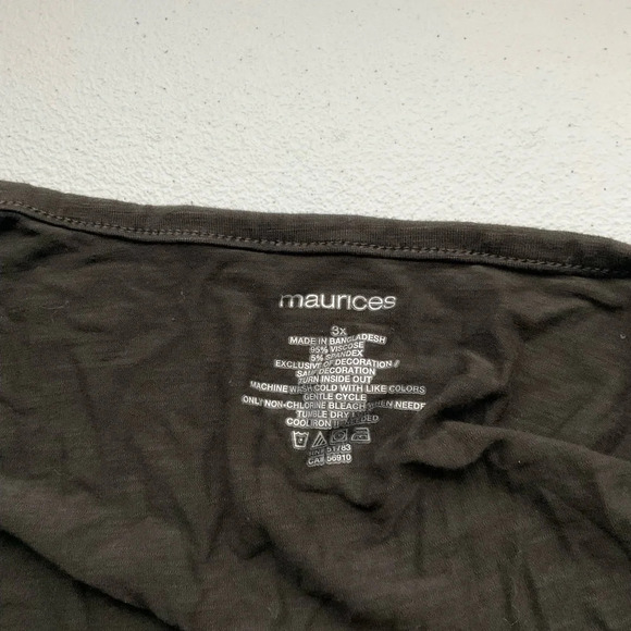 Women’s Maurices basic black long sleeve tee size 3XL - Picture 3 of 4